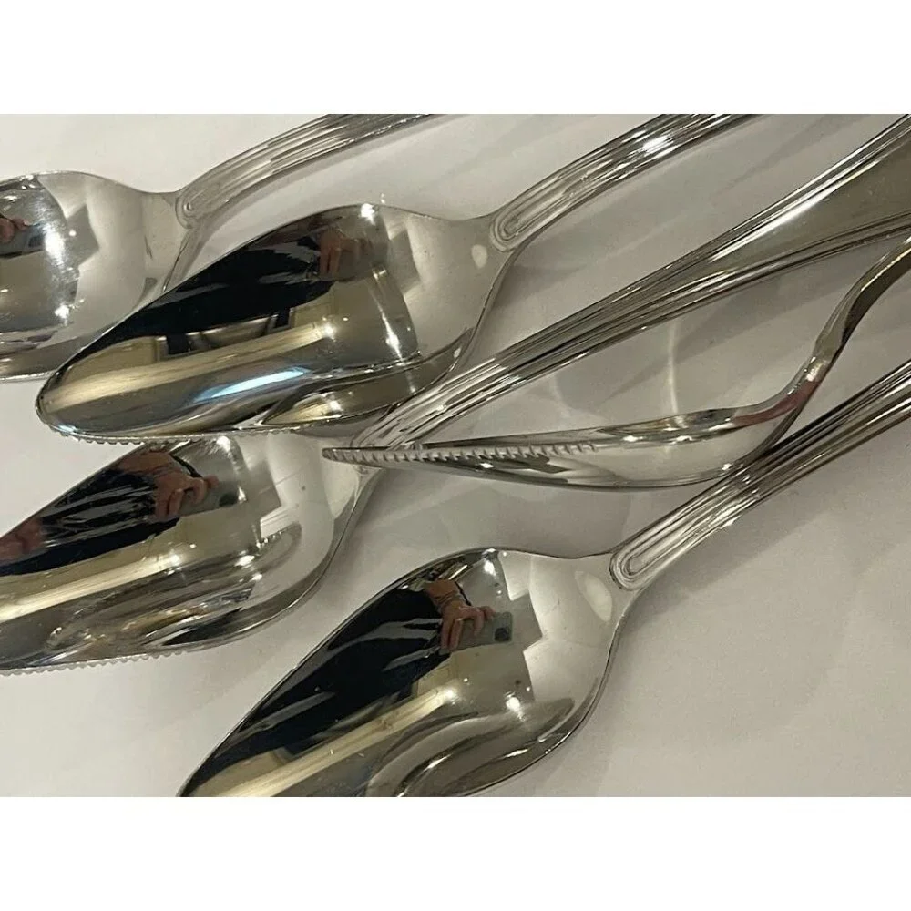 Set Of 8 Vintage Serrated edge citrus Oneida Stainless Steel Demitasse Spoons 4.
